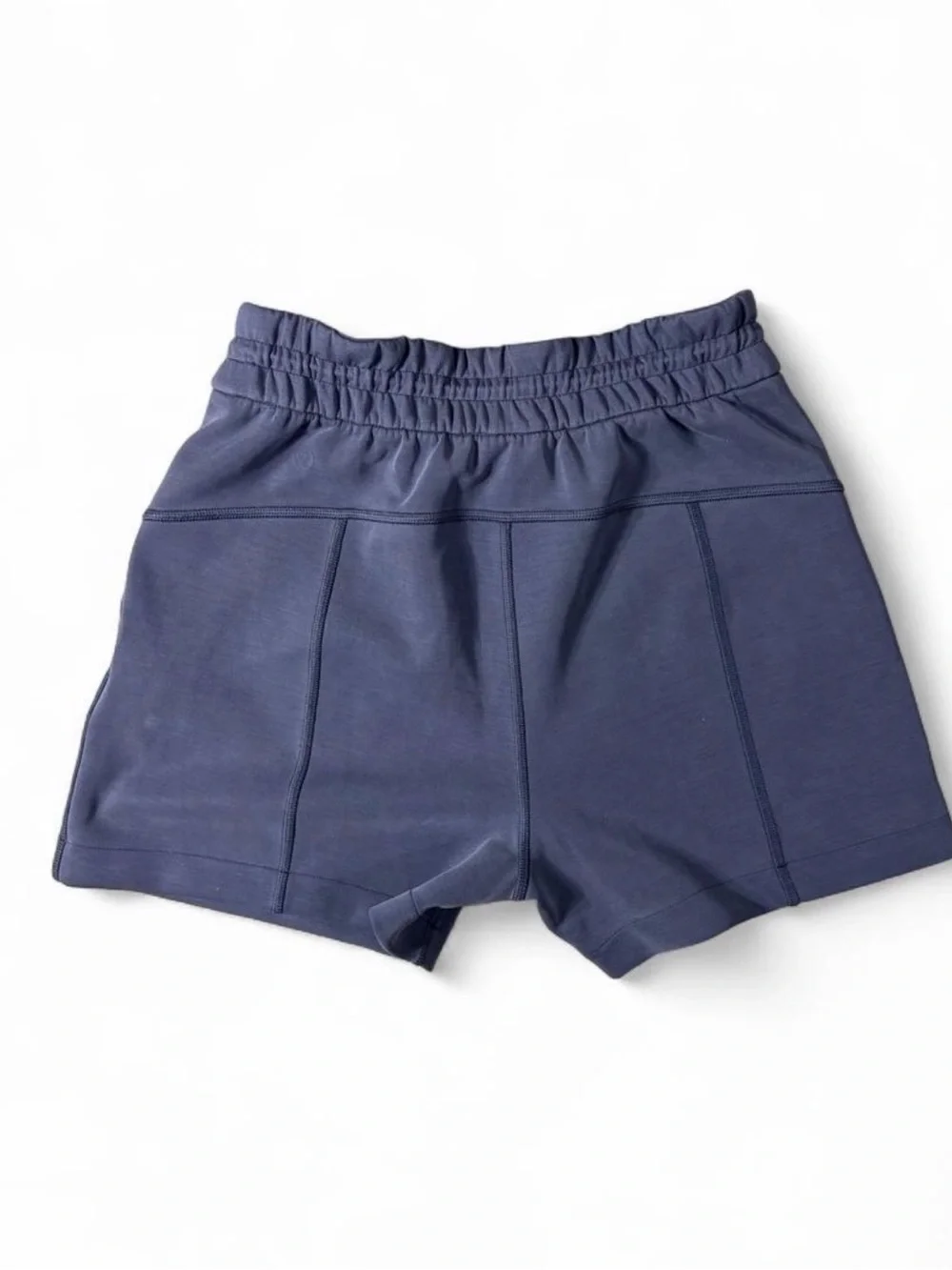 Lululemon Softstreme High-Rise Shorts 4” Nightfall Purple Size 4 Drawstring